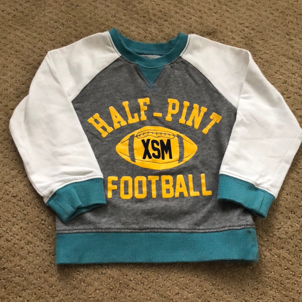 Carter’s 2T bundle clothes - Picture 2 of 7